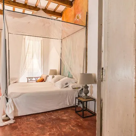 Hotel Tres Sants 4*