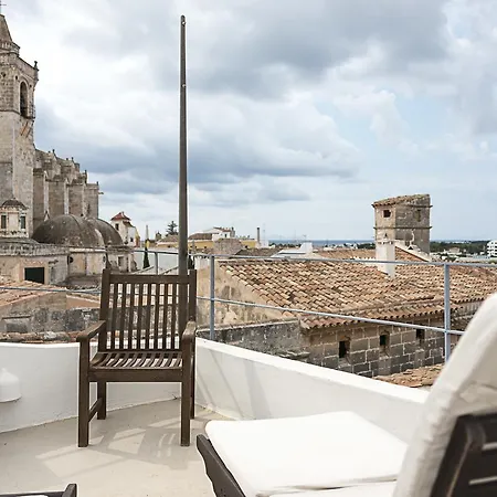 Tres Sants ثيوداديلا