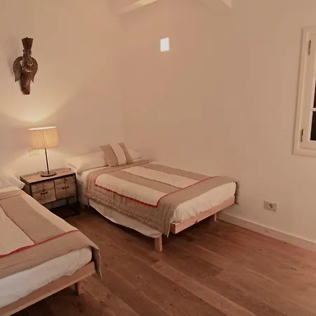 Hotel Tres Sants 4*