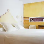 Tres Sants Hotel
